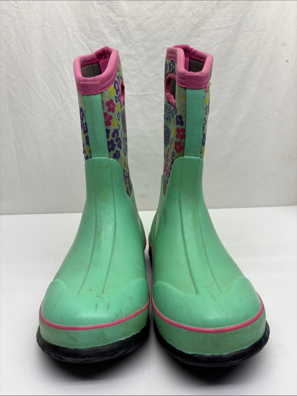 Bogs Classic size 5 big girl, box 3 (BA)